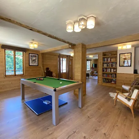 Alpstuga La Chaumiere - Luxury Traditional Chalet, Châtel