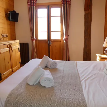 La Chaumiere - Luxury Traditional Chalet, * Châtel
