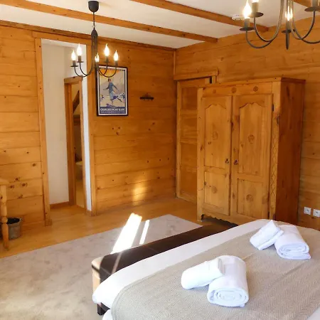 Alpstuga La Chaumiere - Luxury Traditional Chalet, Châtel