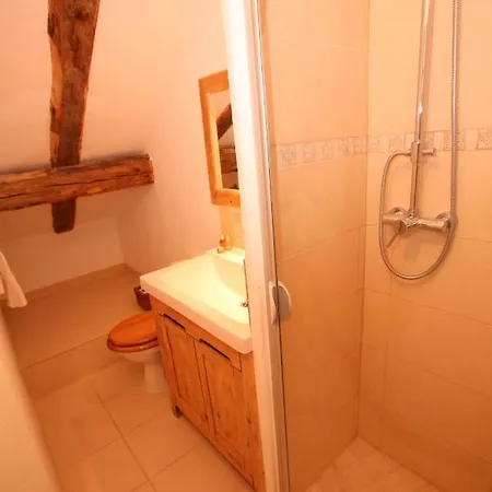La Chaumiere - Luxury Traditional Chalet, Alpstuga