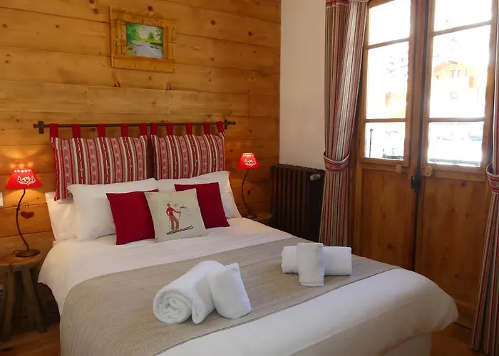 La Chaumiere - Luxury Traditional Chalet, Horská chata