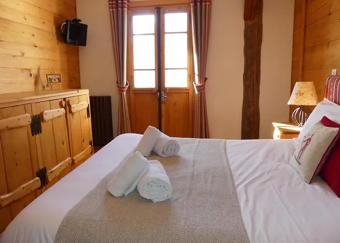 La Chaumiere - Luxury Traditional Chalet, * Châtel