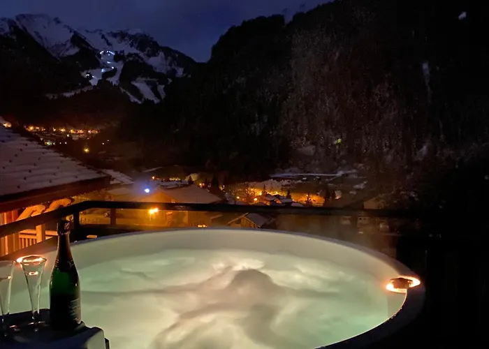 La Chaumiere - Luxury Traditional Chalet, Châtel
