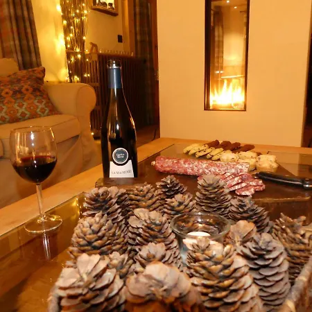 Chalet La Chaumiere - Luxury Traditional Chalet, Chatel