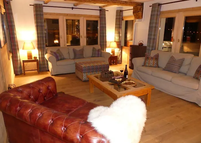 La Chaumiere - Luxury Traditional Chalet, シャテル