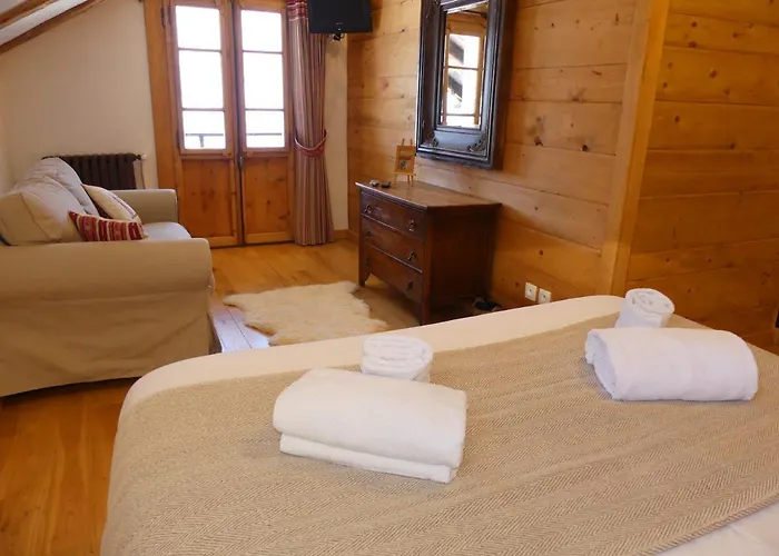 La Chaumiere - Luxury Traditional Chalet, シャレー シャテル