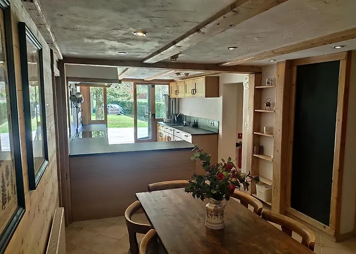 La Chaumiere - Luxury Traditional Chalet, シャレー